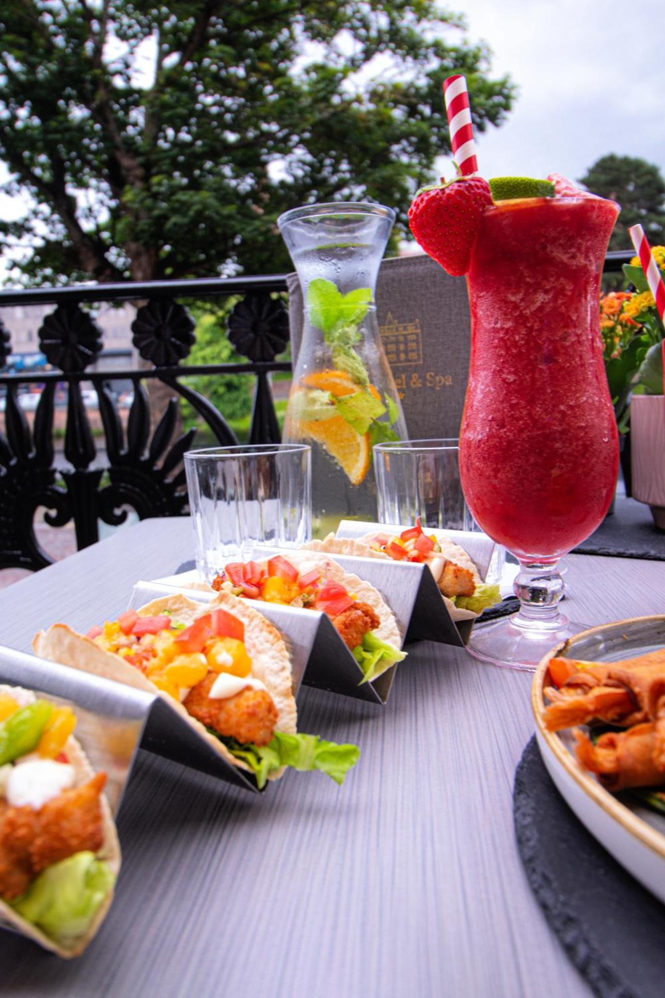 Best Western Inverness Palace Hotel & Spa Bagian luar foto